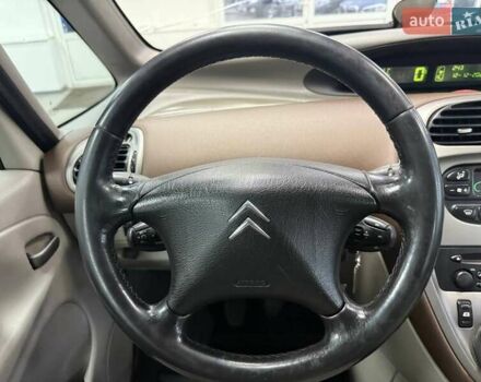 Синій Сітроен Ксара Пікассо, об'ємом двигуна 1.59 л та пробігом 215 тис. км за 4490 $, фото 19 на Automoto.ua