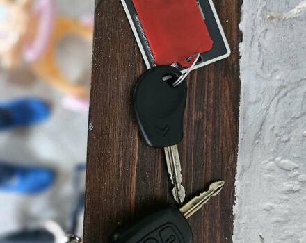 Синий Ситроен Ксара Пикассо, объемом двигателя 1.6 л и пробегом 225 тыс. км за 3700 $, фото 19 на Automoto.ua