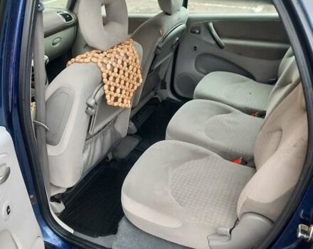 Синий Ситроен Ксара Пикассо, объемом двигателя 1.59 л и пробегом 215 тыс. км за 4000 $, фото 5 на Automoto.ua