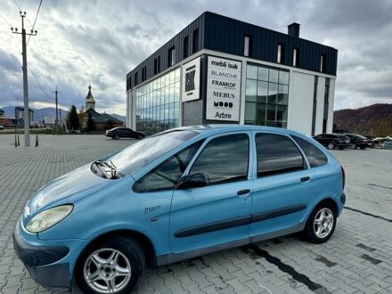 Синий Ситроен Ксара Пикассо, объемом двигателя 1.6 л и пробегом 300 тыс. км за 2500 $, фото 1 на Automoto.ua