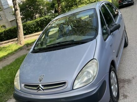Ситроен Ксара Пикассо 2001 в Черновцах на Automoto.ua Синий Ситроен Ксара Пикассо, объемом двигателя 2 л и пробегом 330 тыс. км за 950 $, фото 1 на Automoto.ua