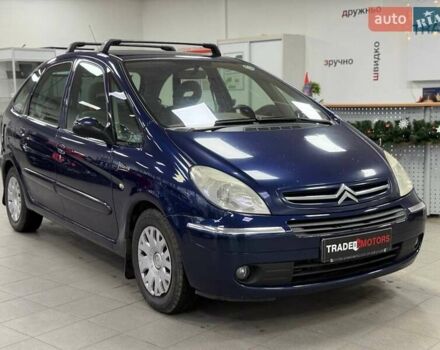 Синій Сітроен Ксара Пікассо, об'ємом двигуна 1.59 л та пробігом 215 тис. км за 4490 $, фото 1 на Automoto.ua