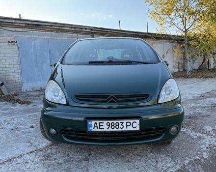 Зеленый Ситроен Ксара Пикассо, объемом двигателя 2 л и пробегом 400 тыс. км за 1700 $, фото 1 на Automoto.ua