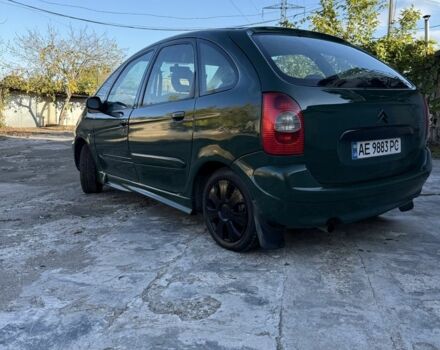 Зеленый Ситроен Ксара Пикассо, объемом двигателя 2 л и пробегом 400 тыс. км за 1700 $, фото 3 на Automoto.ua