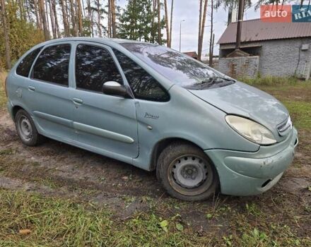 Зелений Сітроен Ксара Пікассо, об'ємом двигуна 1.75 л та пробігом 444 тис. км за 2200 $, фото 2 на Automoto.ua
