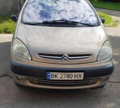 Бежевый Ситроен Ксара, объемом двигателя 1.7 л и пробегом 210 тыс. км за 3500 $, фото 3 на Automoto.ua