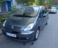Серый Ситроен Ксара, объемом двигателя 1.6 л и пробегом 300 тыс. км за 4500 $, фото 1 на Automoto.ua