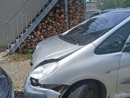 Ситроен Ксара 2003 в Калуше на Automoto.ua Серый Ситроен Ксара, объемом двигателя 0 л и пробегом 250 тыс. км за 1250 $, фото 1 на Automoto.ua