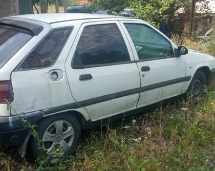 Ситроен ЗХ 1992 в Коростене на Automoto.ua Белый Ситроен ЗХ, объемом двигателя 1.4 л и пробегом 381 тыс. км за 940 $, фото 3 на Automoto.ua