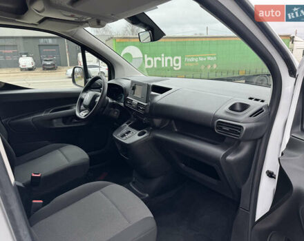 Белый Ситроен e-Berlingo, объемом двигателя 0 л и пробегом 20 тыс. км за 16000 $, фото 12 на Automoto.ua