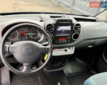 Черный Ситроен e-Berlingo, объемом двигателя 0 л и пробегом 120 тыс. км за 8800 $, фото 14 на Automoto.ua