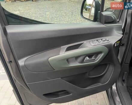 Серый Ситроен e-Berlingo, объемом двигателя 0 л и пробегом 143 тыс. км за 15500 $, фото 28 на Automoto.ua