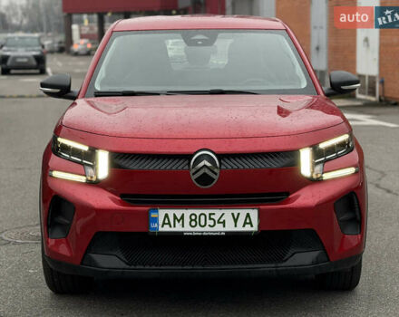 Красный Ситроен e-C3, объемом двигателя 0 л и пробегом 4 тыс. км за 19900 $, фото 1 на Automoto.ua