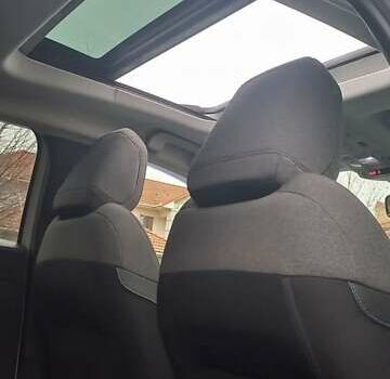 Белый Ситроен e-C4, объемом двигателя 0 л и пробегом 70 тыс. км за 17200 $, фото 5 на Automoto.ua