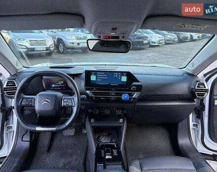 Белый Ситроен e-C4, объемом двигателя 0 л и пробегом 50 тыс. км за 16590 $, фото 29 на Automoto.ua