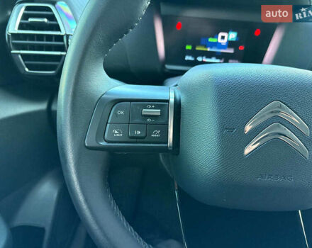 Белый Ситроен e-C4, объемом двигателя 0 л и пробегом 50 тыс. км за 16590 $, фото 40 на Automoto.ua