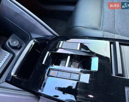 Белый Ситроен e-C4, объемом двигателя 0 л и пробегом 50 тыс. км за 16590 $, фото 28 на Automoto.ua