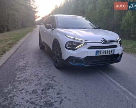 Білий Сітроен e-C4, об'ємом двигуна 0 л та пробігом 9 тис. км за 17450 $, фото 6 на Automoto.ua
