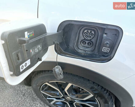 Белый Ситроен e-C4, объемом двигателя 0 л и пробегом 32 тыс. км за 18000 $, фото 20 на Automoto.ua