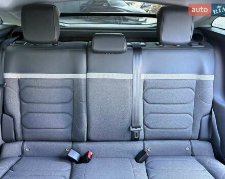 Белый Ситроен e-C4, объемом двигателя 0 л и пробегом 50 тыс. км за 16590 $, фото 33 на Automoto.ua