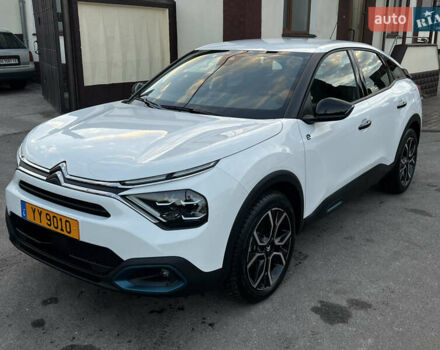Ситроен e-C4 2023 в Ровно на Automoto.ua Белый Ситроен e-C4, объемом двигателя 0 л и пробегом 7 тыс. км за 17800 $, фото 3 на Automoto.ua