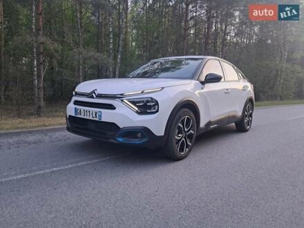 Ситроен e-C4 2021 в Житомире на Automoto.ua Белый Ситроен e-C4, объемом двигателя 0 л и пробегом 9 тыс. км за 17500 $, фото 1 на Automoto.ua