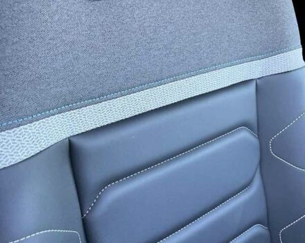 Ситроен e-C4 2021 в Умани на Automoto.ua Черный Ситроен e-C4, объемом двигателя 0 л и пробегом 32 тыс. км за 17200 $, фото 16 на Automoto.ua