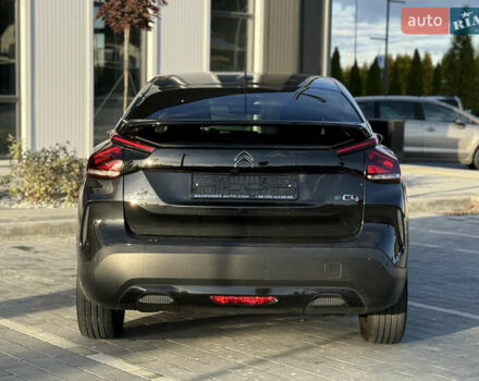 Чорний Сітроен e-C4, об'ємом двигуна 0 л та пробігом 115 тис. км за 15900 $, фото 4 на Automoto.ua