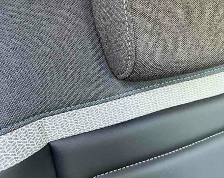 Ситроен e-C4 2021 в Умани на Automoto.ua Черный Ситроен e-C4, объемом двигателя 0 л и пробегом 32 тыс. км за 17200 $, фото 19 на Automoto.ua