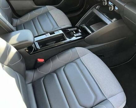 Ситроен e-C4 2021 в Умани на Automoto.ua Черный Ситроен e-C4, объемом двигателя 0 л и пробегом 32 тыс. км за 17200 $, фото 14 на Automoto.ua