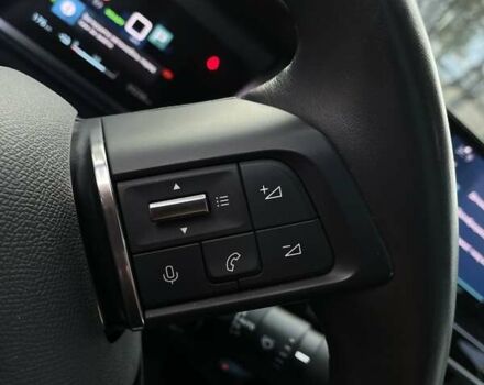 Чорний Сітроен e-C4, об'ємом двигуна 0 л та пробігом 55 тис. км за 18200 $, фото 24 на Automoto.ua