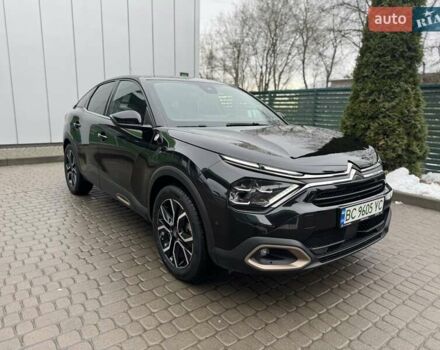 Черный Ситроен e-C4, объемом двигателя 0 л и пробегом 34 тыс. км за 16449 $, фото 2 на Automoto.ua