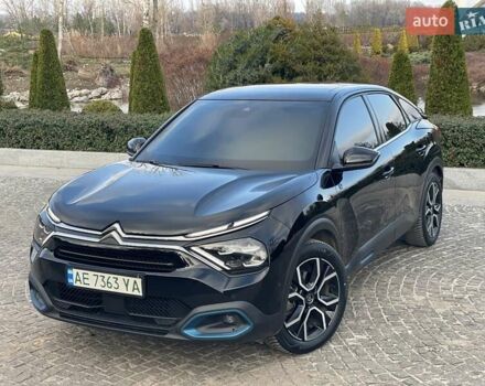 Чорний Сітроен e-C4, об'ємом двигуна 0 л та пробігом 55 тис. км за 18200 $, фото 2 на Automoto.ua