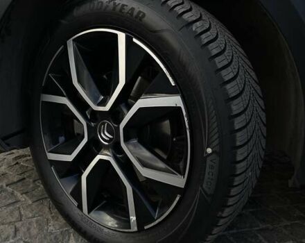 Чорний Сітроен e-C4, об'ємом двигуна 0 л та пробігом 55 тис. км за 18200 $, фото 29 на Automoto.ua