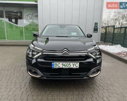 Черный Ситроен e-C4, объемом двигателя 0 л и пробегом 34 тыс. км за 16449 $, фото 1 на Automoto.ua