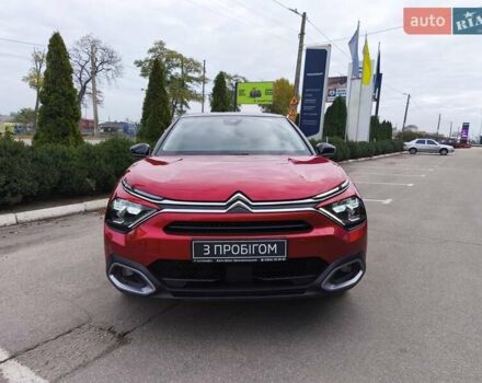 Червоний Сітроен e-C4, об'ємом двигуна 0 л та пробігом 5 тис. км за 26359 $, фото 3 на Automoto.ua