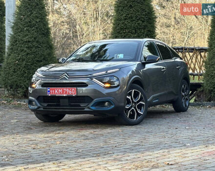 Серый Ситроен e-C4, объемом двигателя 0 л и пробегом 66 тыс. км за 15599 $, фото 1 на Automoto.ua