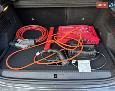 Серый Ситроен e-C4, объемом двигателя 0 л и пробегом 66 тыс. км за 15599 $, фото 106 на Automoto.ua