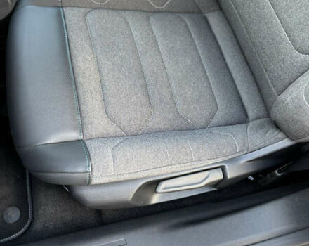 Серый Ситроен e-C4, объемом двигателя 0 л и пробегом 66 тыс. км за 15599 $, фото 87 на Automoto.ua