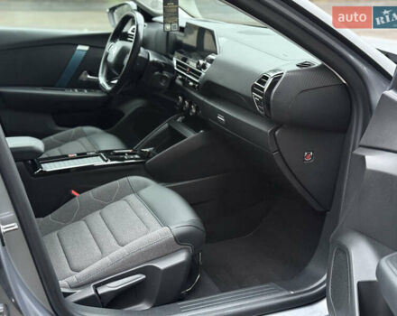 Серый Ситроен e-C4, объемом двигателя 0 л и пробегом 90 тыс. км за 16400 $, фото 40 на Automoto.ua