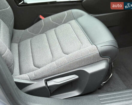 Серый Ситроен e-C4, объемом двигателя 0 л и пробегом 90 тыс. км за 16400 $, фото 38 на Automoto.ua