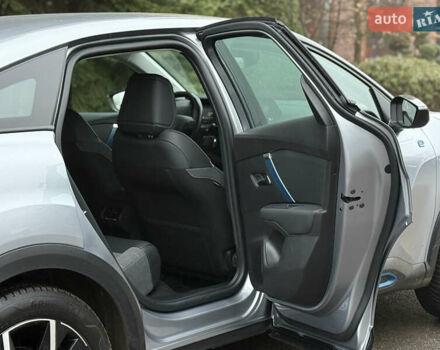 Серый Ситроен e-C4, объемом двигателя 0 л и пробегом 90 тыс. км за 16400 $, фото 43 на Automoto.ua