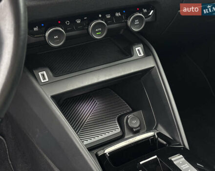 Помаранчевий Сітроен e-C4, об'ємом двигуна 0 л та пробігом 127 тис. км за 16400 $, фото 45 на Automoto.ua