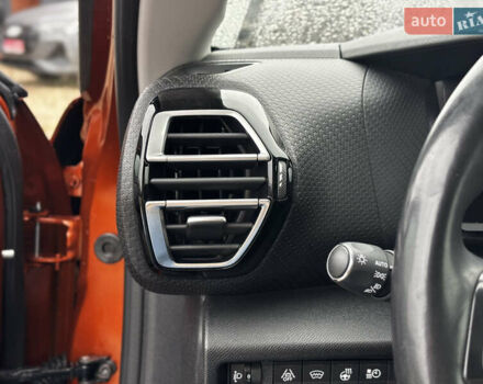 Помаранчевий Сітроен e-C4, об'ємом двигуна 0 л та пробігом 127 тис. км за 16400 $, фото 46 на Automoto.ua