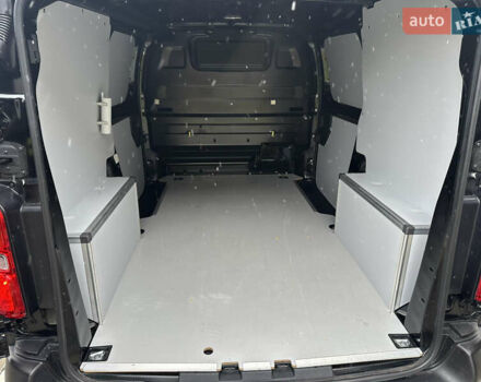 Чорний Сітроен e-Jumpy, об'ємом двигуна 0 л та пробігом 46 тис. км за 21999 $, фото 33 на Automoto.ua