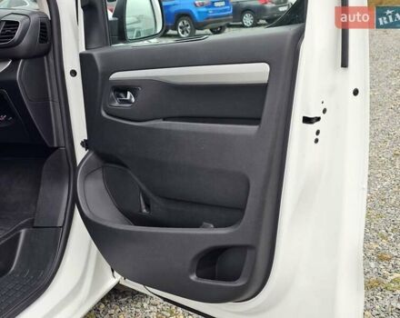 Белый Ситроен e-Space Tourer, объемом двигателя 0 л и пробегом 16 тыс. км за 33999 $, фото 30 на Automoto.ua