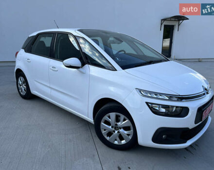 Белый Ситроен Grand C4 SpaceToure, объемом двигателя 0 л и пробегом 166 тыс. км за 13200 $, фото 2 на Automoto.ua