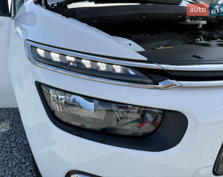 Ситроен Grand C4 SpaceToure 2019 в Дубно на Automoto.ua Белый Ситроен Grand C4 SpaceToure, объемом двигателя 2 л и пробегом 112 тыс. км за 18999 $, фото 48 на Automoto.ua