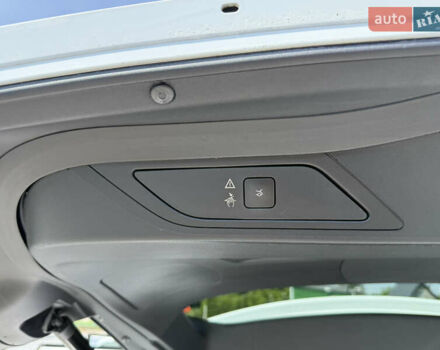 Ситроен Grand C4 SpaceToure 2019 в Дубно на Automoto.ua Белый Ситроен Grand C4 SpaceToure, объемом двигателя 2 л и пробегом 112 тыс. км за 18999 $, фото 37 на Automoto.ua