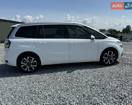 Ситроен Grand C4 SpaceToure 2019 в Дубно на Automoto.ua Белый Ситроен Grand C4 SpaceToure, объемом двигателя 2 л и пробегом 112 тыс. км за 18999 $, фото 6 на Automoto.ua